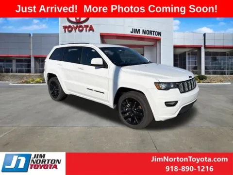 White 2018 Jeep Grand Cherokee Altitude for sale in Tulsa, OK