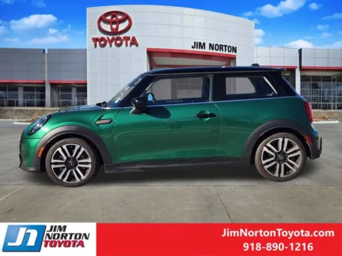 More photos of 2024 MINI Cooper S Signature at Jim Norton Toyota, OK