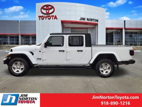 More photos of 2022 Jeep Gladiator Sport at Jim Norton Toyota, OK