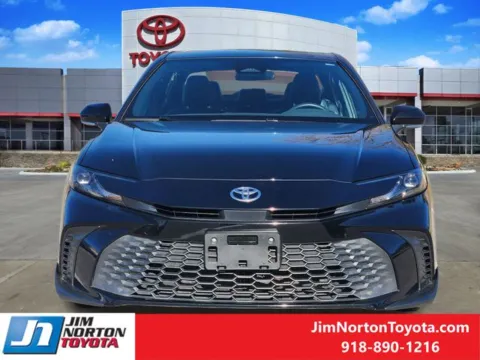 Photos of 2025 Toyota Camry SE for sale in Tulsa, OK at Jim Norton Toyota
