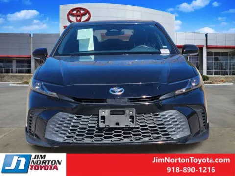 Photos of 2025 Toyota Camry SE for sale in Tulsa, OK at Jim Norton Toyota