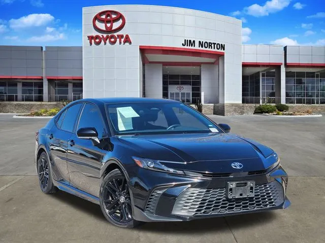 Black 2025 Toyota Camry SE for sale in Tulsa, OK