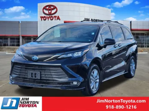 Another view of 2023 Toyota Sienna Woodland Edition for sale in Tulsa, OK at Jim Norton Toyota