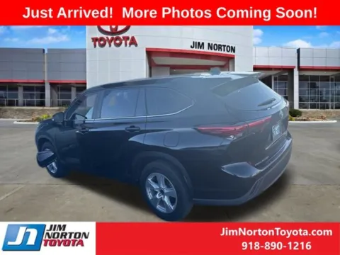 Another view of 2023 Toyota Highlander L for sale in Tulsa, OK at Jim Norton Toyota