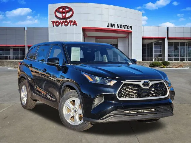 Black 2023 Toyota Highlander L for sale in Tulsa, OK