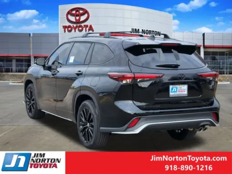 More photos of 2026 Toyota Highlander XSE at Jim Norton Toyota, OK