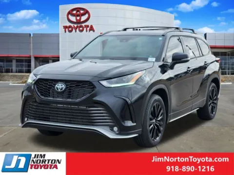 Photos of 2026 Toyota Highlander XSE for sale in Tulsa, OK at Jim Norton Toyota