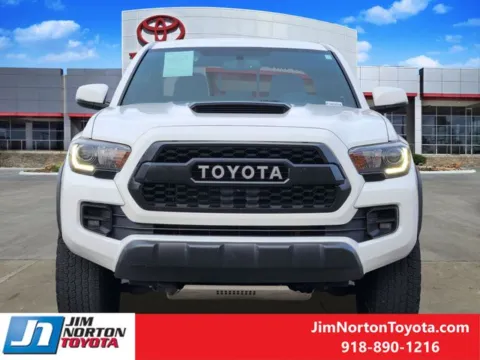 Photos of 2017 Toyota Tacoma TRD Pro for sale in Tulsa, OK at Jim Norton Toyota