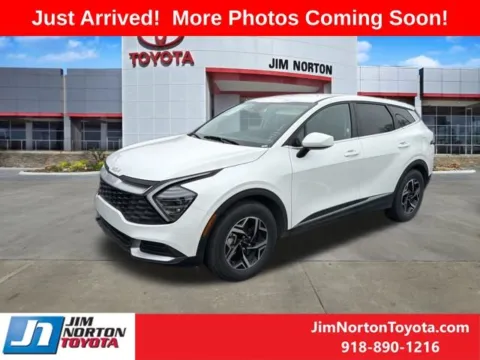 Photos of 2024 Kia Sportage LX for sale in Tulsa, OK at Jim Norton Toyota