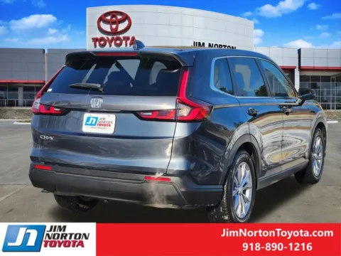 More photos of 2025 Honda CR-V EX-L at Jim Norton Toyota, OK