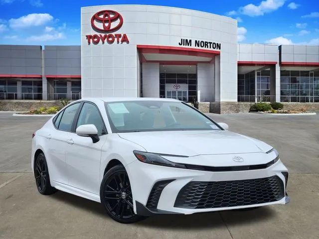 White 2025 Toyota Camry SE for sale in Tulsa, OK