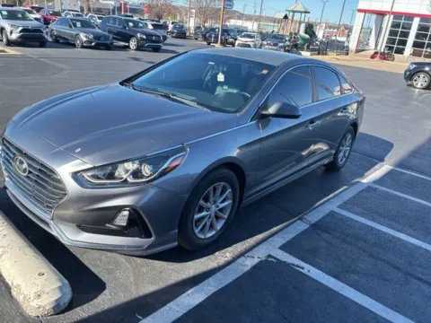 Photos of 2019 Hyundai Sonata SE for sale in Tulsa, OK at Jim Norton Toyota