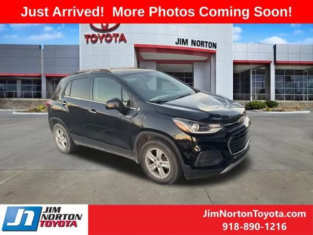 Black 2019 Chevrolet Trax LT for sale in Tulsa, OK