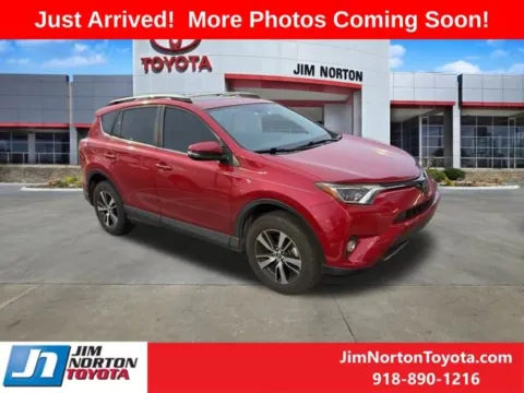 Red 2017 Toyota RAV4 XLE for sale in Tulsa, OK