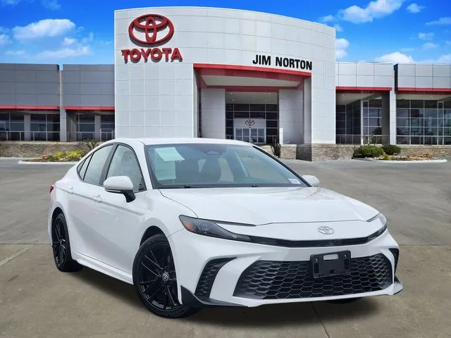 White 2025 Toyota Camry SE for sale in Tulsa, OK