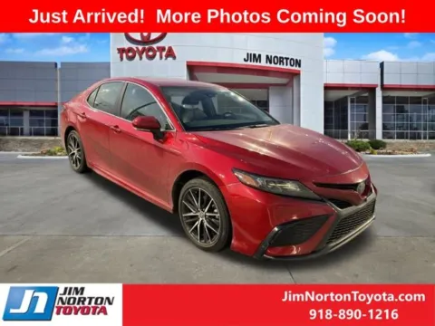 Red 2024 Toyota Camry SE for sale in Tulsa, OK