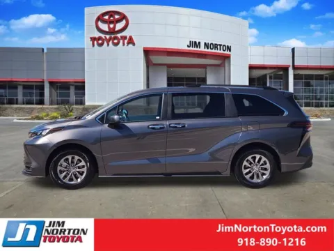 More photos of 2025 Toyota Sienna XLE at Jim Norton Toyota, OK