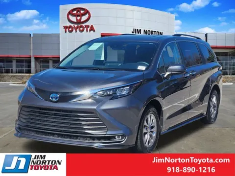 Another view of 2025 Toyota Sienna XLE for sale in Tulsa, OK at Jim Norton Toyota