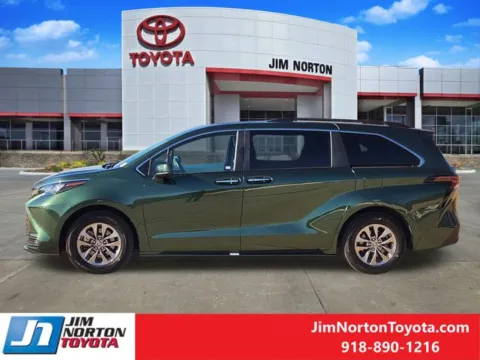 More photos of 2025 Toyota Sienna XLE at Jim Norton Toyota, OK