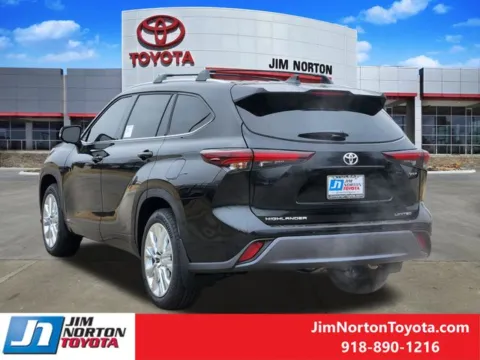 More photos of 2026 Toyota Highlander Hybrid Limited at Jim Norton Toyota, OK