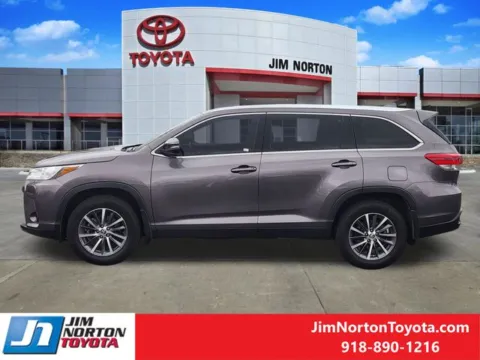 More photos of 2019 Toyota Highlander XLE at Jim Norton Toyota, OK