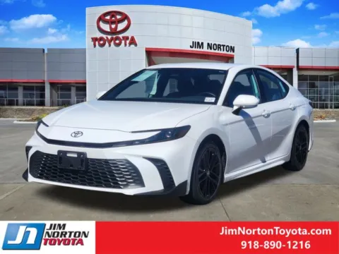 Another view of 2025 Toyota Camry SE for sale in Tulsa, OK at Jim Norton Toyota