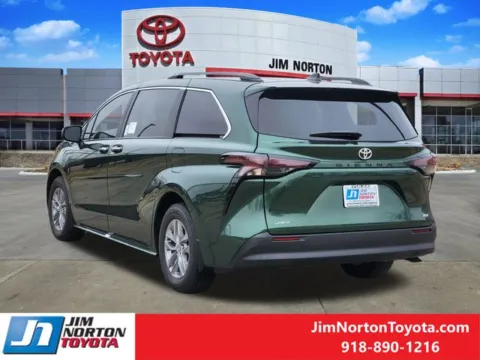 More photos of 2026 Toyota Sienna XLE at Jim Norton Toyota, OK