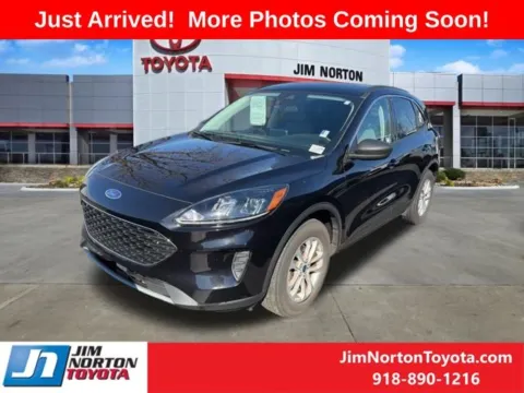 Photos of 2022 Ford Escape SE for sale in Tulsa, OK at Jim Norton Toyota