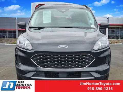 Photos of 2022 Ford Escape SE for sale in Tulsa, OK at Jim Norton Toyota