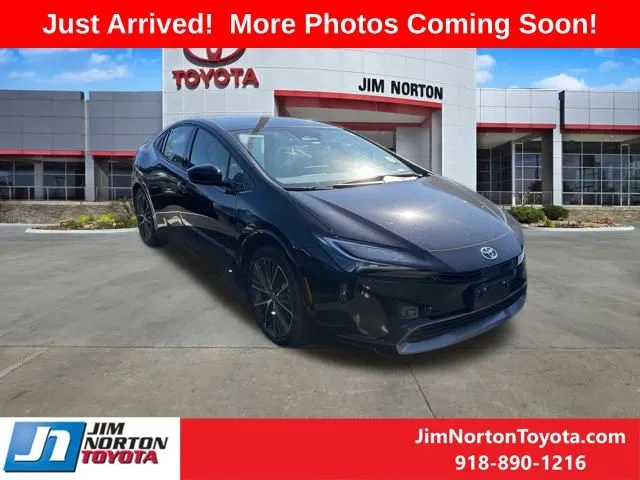Black 2023 Toyota Prius Limited for sale in Tulsa, OK