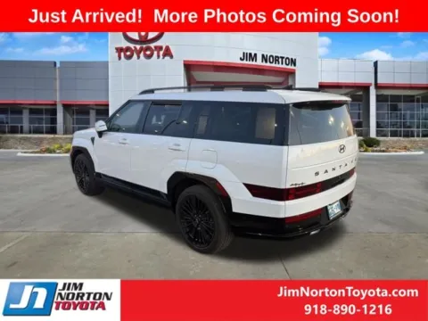 More photos of 2025 Hyundai Santa Fe Hybrid Calligraphy at Jim Norton Toyota, OK