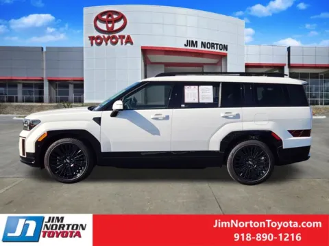 More photos of 2025 Hyundai Santa Fe Hybrid Calligraphy at Jim Norton Toyota, OK