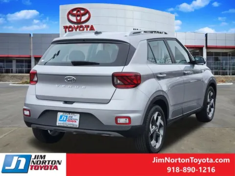 More photos of 2025 Hyundai Venue SEL at Jim Norton Toyota, OK