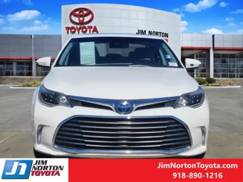 Photos of 2018 Toyota Avalon Hybrid Limited for sale in Tulsa, OK at Jim Norton Toyota