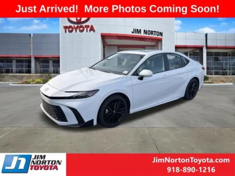 Photos of 2025 Toyota Camry SE for sale in Tulsa, OK at Jim Norton Toyota