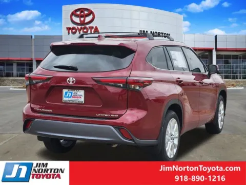 More photos of 2026 Toyota Highlander Limited at Jim Norton Toyota, OK