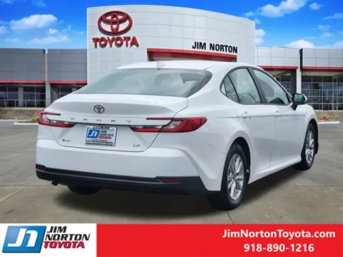 More photos of 2025 Toyota Camry LE at Jim Norton Toyota, OK