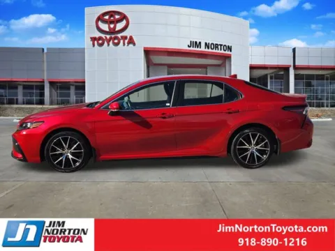 More photos of 2024 Toyota Camry SE at Jim Norton Toyota, OK
