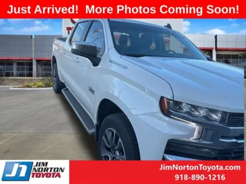 White 2021 Chevrolet Silverado 1500 LT for sale in Tulsa, OK