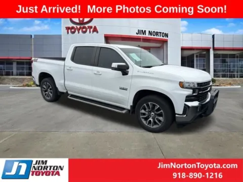 White 2021 Chevrolet Silverado 1500 LT for sale in Tulsa, OK