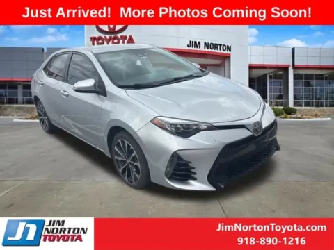 Silver 2017 Toyota Corolla SE for sale in Tulsa, OK