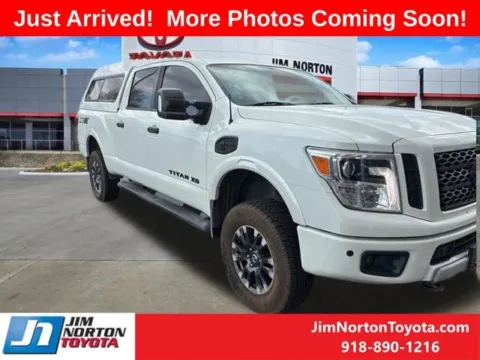 White 2017 Nissan Titan XD PRO-4X for sale in Tulsa, OK