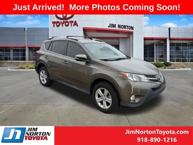 Green 2013 Toyota RAV4 XLE for sale in Tulsa, OK