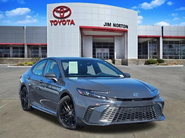 Gray 2025 Toyota Camry SE for sale in Tulsa, OK