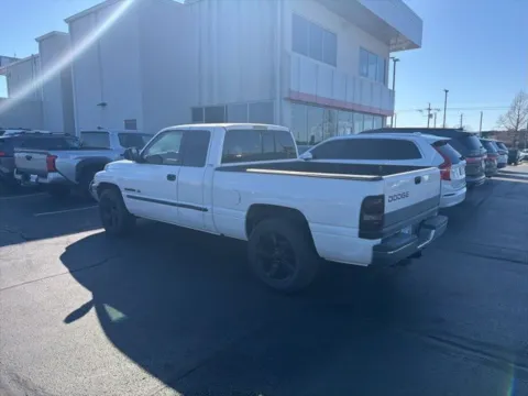 More photos of 2000 Dodge Ram 1500 SLT at Jim Norton Toyota, OK