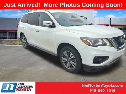 White 2017 Nissan Pathfinder S for sale in Tulsa, OK