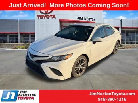 Another view of 2019 Toyota Camry SE for sale in Tulsa, OK at Jim Norton Toyota