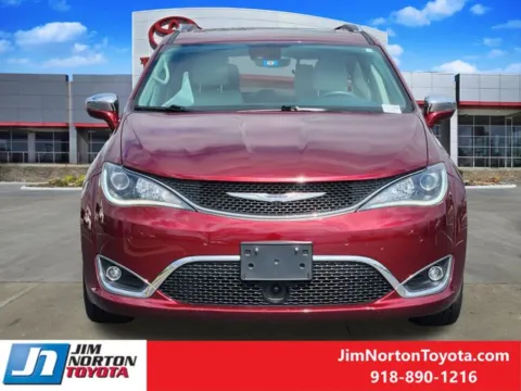 Photos of 2019 Chrysler Pacifica Limited for sale in Tulsa, OK at Jim Norton Toyota