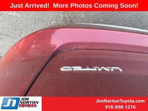 More photos of 2019 Chrysler Pacifica Limited at Jim Norton Toyota, OK
