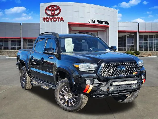 Black 2022 Toyota Tacoma Limited for sale in Tulsa, OK